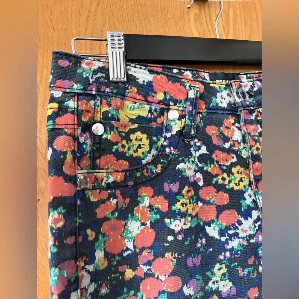 Anthropologie Maeve Gardenia Ultra High-Rise floral Slim Straight Jeans 29 - Picture 3 of 14
